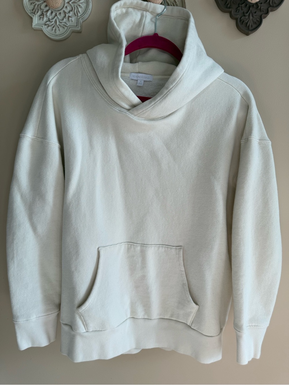 Beyond Yoga Luxe Cream Hooded Oversized Pullover Sweatshirt Sz M